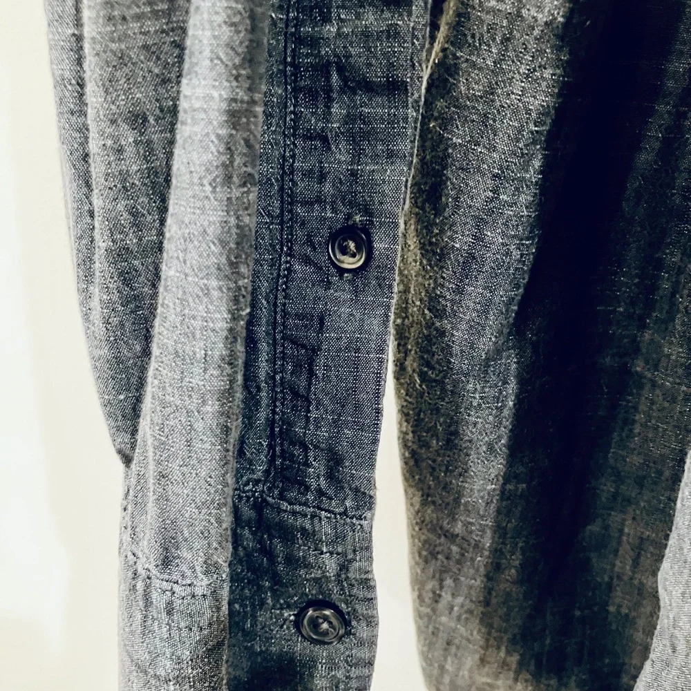 Banana Republic gray linen cotton men’s button down shirt L